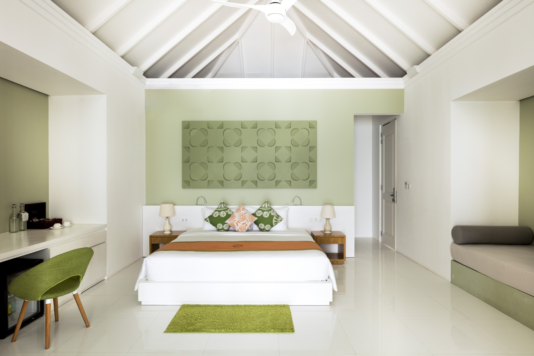 Grand Beach Suite with Pool